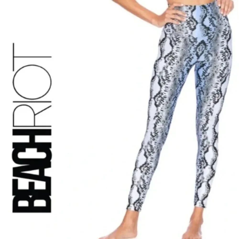 Like New! Beach Riot Sport Snake Skin Print High Rise Leggings in Size S